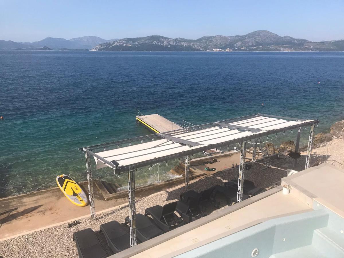 Apartments Poseidon Сресер Екстериор снимка