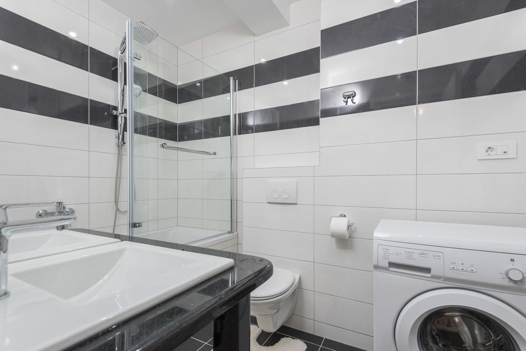 Apartments Poseidon Сресер Екстериор снимка